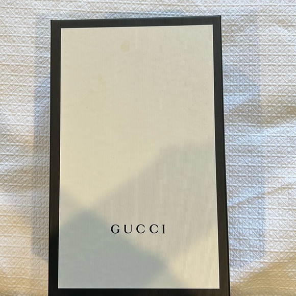 NWOT Gucci ribbon pool slides - Picture 4 of 6